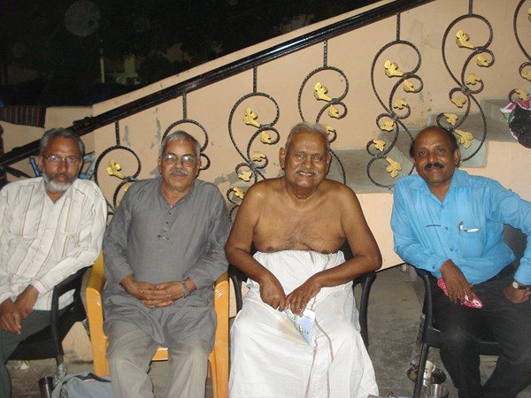 Revolutionary writer Tadigiri Potharaju passes away Revolutionary writer Tadigiri Potharaju passes away