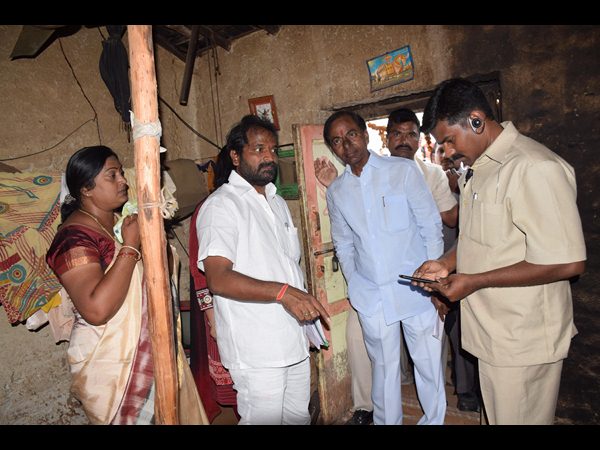 కెసిఆర్