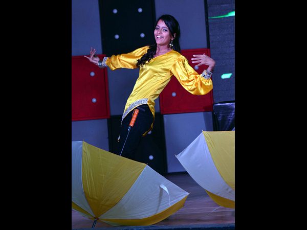 చెక్ దే