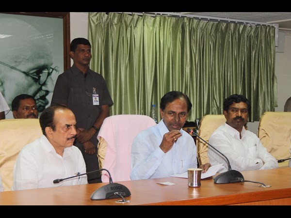 కేసీఆర్