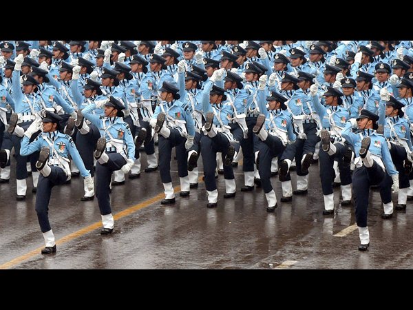 ప్రత్యేక ఆకర్షణగా మోడీ ప్రాజెక్టులు