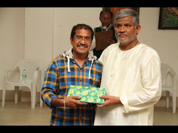 అశ్వినీ సురేష్తో భరణి