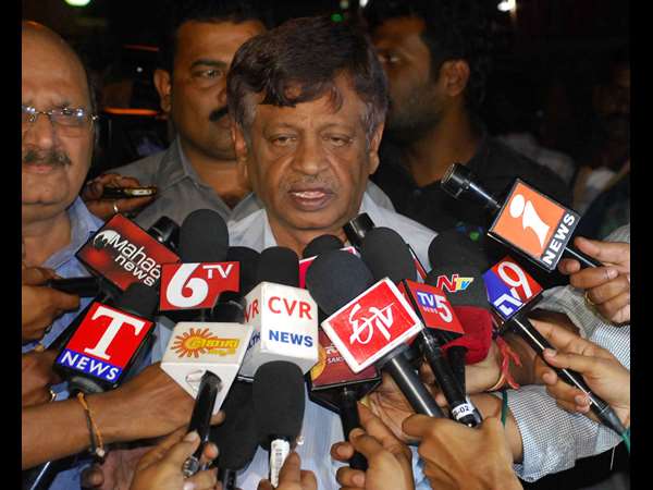 IS Mysoora Reddy unhappy in YSR Congress? IS Mysoora Reddy unhappy in YSR Congress?
