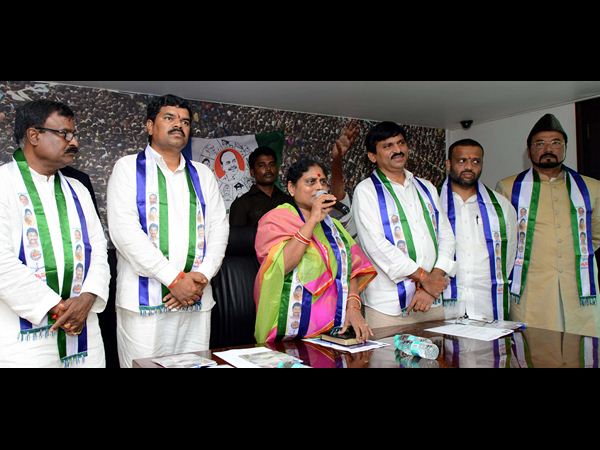 తేడాల్లేవు..