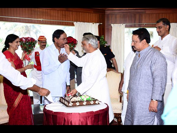 కేసీఆర్