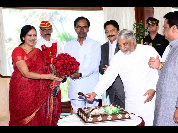 కేసీఆర్