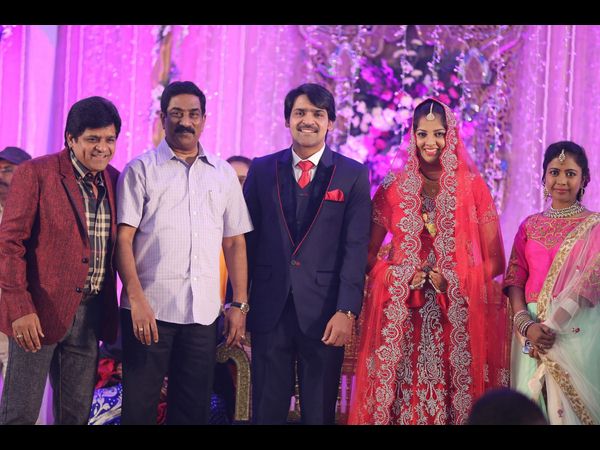 వేమూరి రాధాకృష్ణ