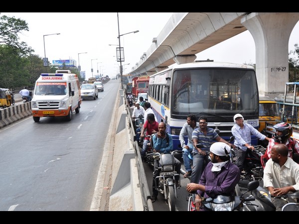 బేగంపేట నుంచి ఆస్పత్రికి