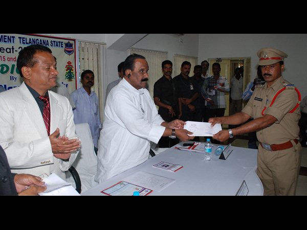 నాయిని