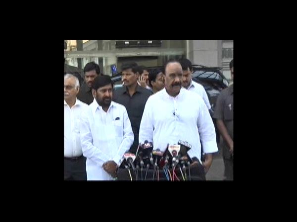 సూర్యాపేట కాల్పులు: ఒక ముఠా పనేనా?