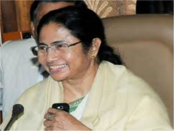 Mamata Banerjee congratulates Shah Rukh Khan, Gautam Gambhir for KKR's win in the opening match Mamata Banerjee congratulates Shah Rukh Khan, Gautam Gambhir for KKR's win in the opening match