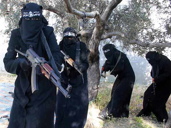 Islamic State pushes on Iraq's Ramadi, 2000 families flee Islamic State pushes on Iraq's Ramadi, 2000 families flee