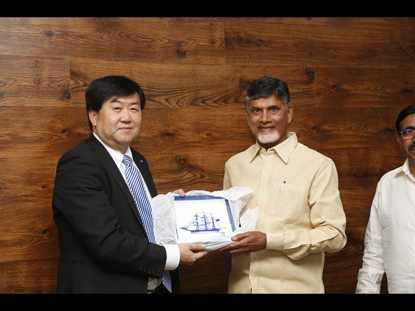బాబుతో యొకోహమా నగర కౌన్సిల్ అధికారులు భేటీ