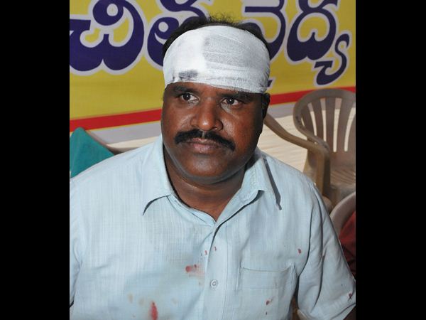 సభలో గందరగోళం