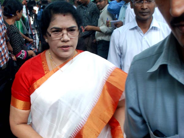 Case against Killi Kruparani's husband Case against Killi Kruparani's husband