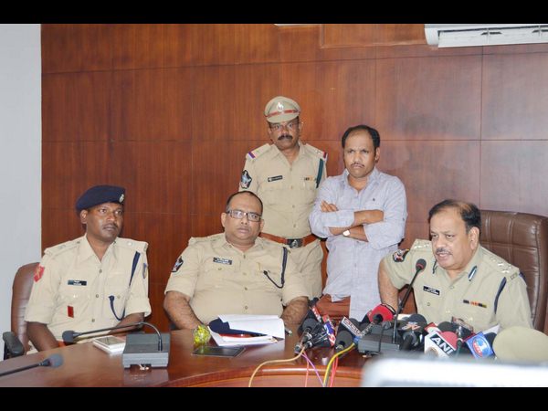 లొంగుబాటు