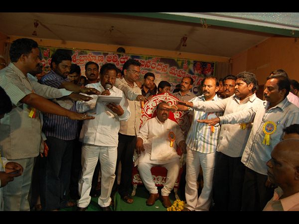 'టీ' స్పీకర్కు ఒంగోలులో ఘన సన్మానం
