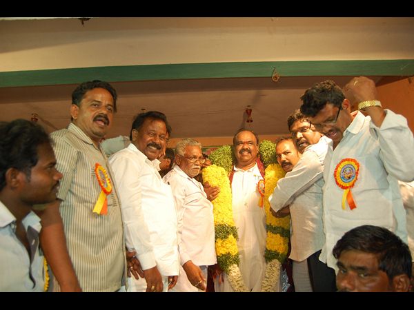 'టీ' స్పీకర్కు ఒంగోలులో ఘన సన్మానం