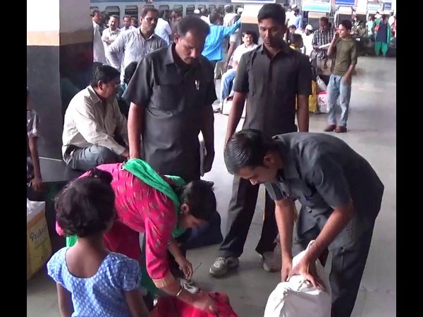 బాంబు బెదిరింపు