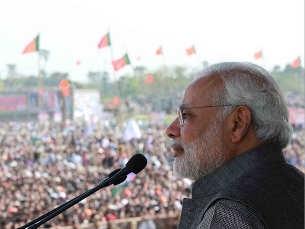 Naxals take 400 villagers hostage ahead of PM Narendra Modi's Dantewada visit Naxals take 400 villagers hostage ahead of PM Narendra Modi's Dantewada visit