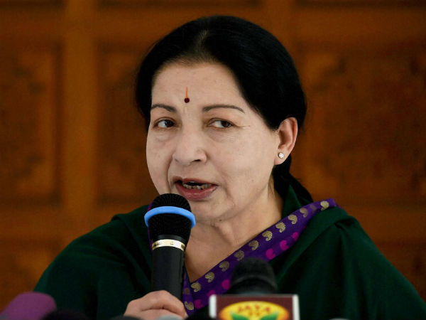 Jayalalithaa acquittal: TN opposition parties urge Karnataka to file appeal in SC Jayalalithaa acquittal: TN opposition parties urge Karnataka to file appeal in SC