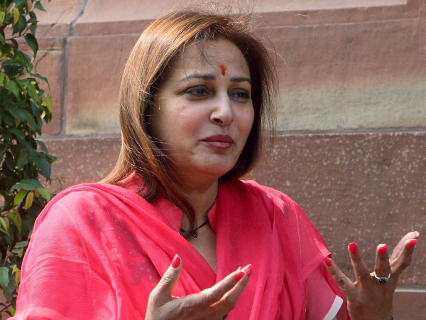 Jayaprada is likely to return to the SP Jayaprada is likely to return to the SP