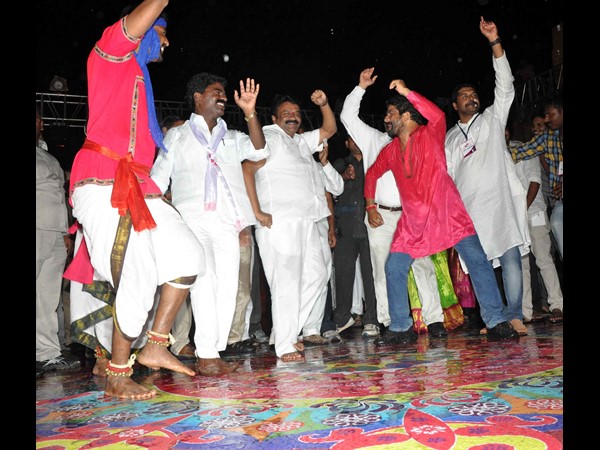 చిందేసిన తలసాని
