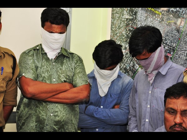 Laptop theives arrested in Hyderabad Laptop theives arrested in Hyderabad