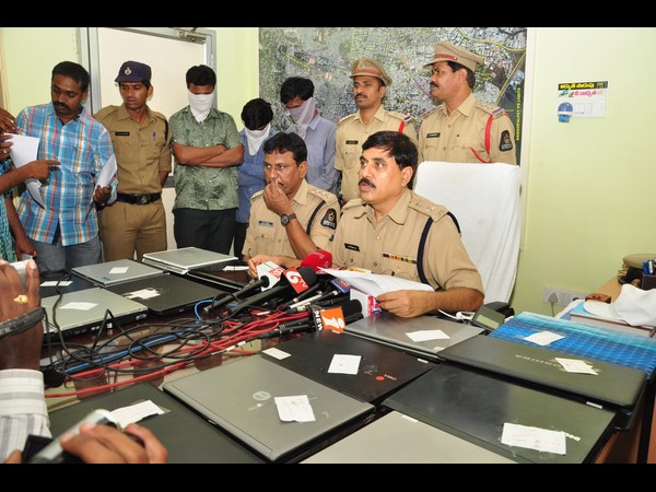 Laptop theives arrested in Hyderabad Laptop theives arrested in Hyderabad
