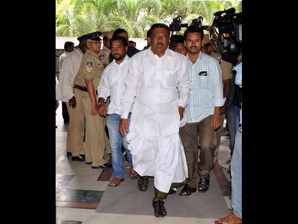 అజ్మీరా చందూలాల్