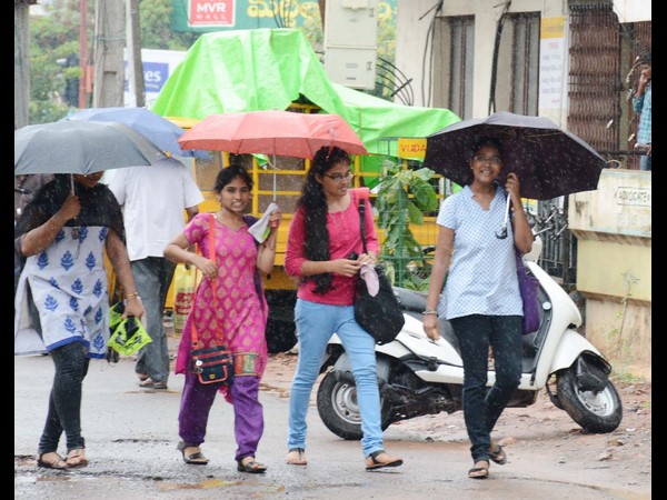 వర్షాలు - వరదలు