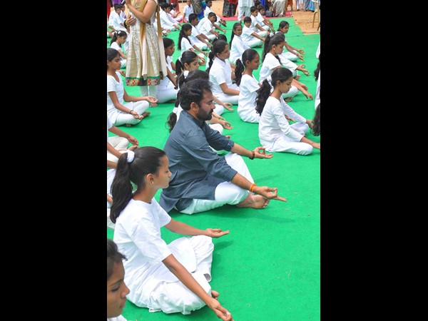 యోగా సాధన