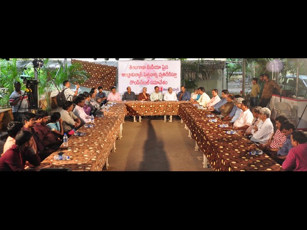 టి జర్నలిస్టులు