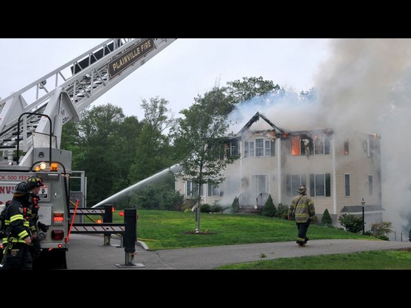 Plane crashes into US home, killing 3 aboard Plane crashes into US home, killing 3 aboard