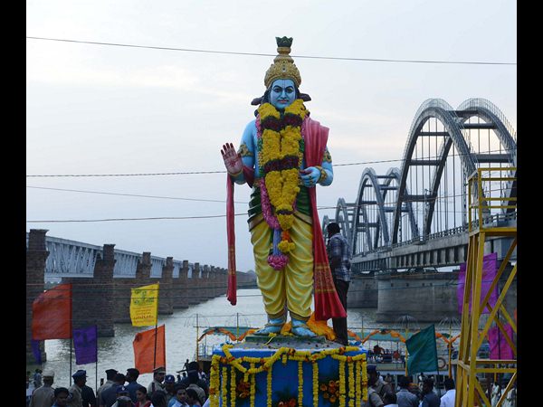 Narayana demands to remove NTR statue Narayana demands to remove NTR statue