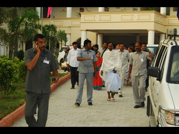 KCR orders on Godavari Pushkaralu KCR orders on Godavari Pushkaralu