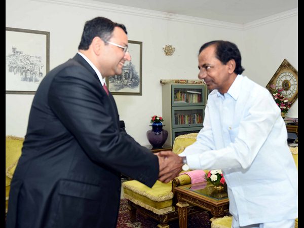 సిఎం కెసిఆర్తో మిస్త్రీ