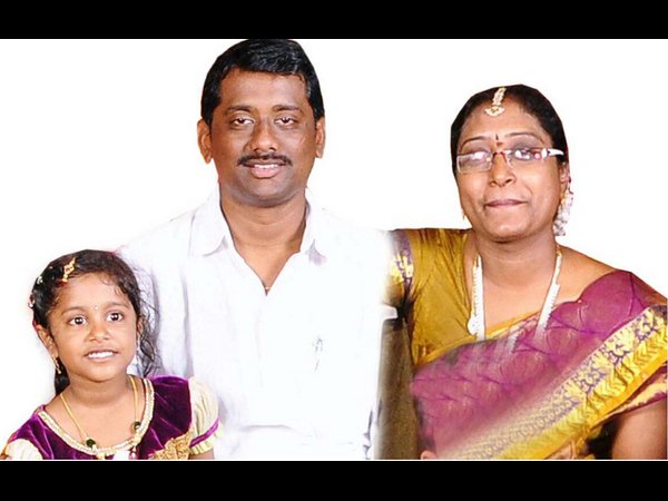 తల్లిదండ్రులతో..