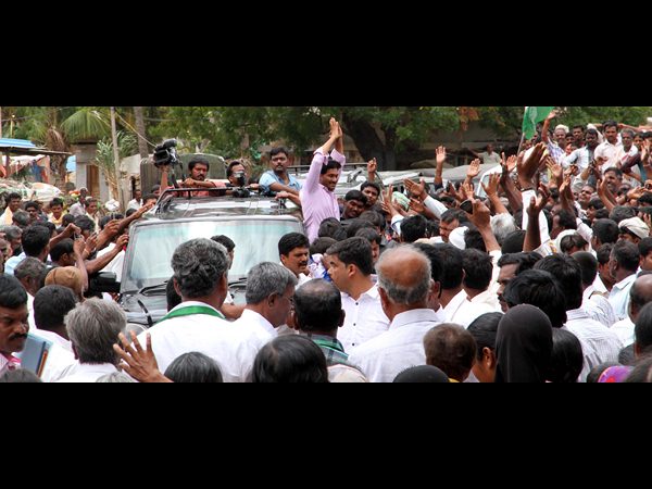 జగన్ భరోసా యాత్ర