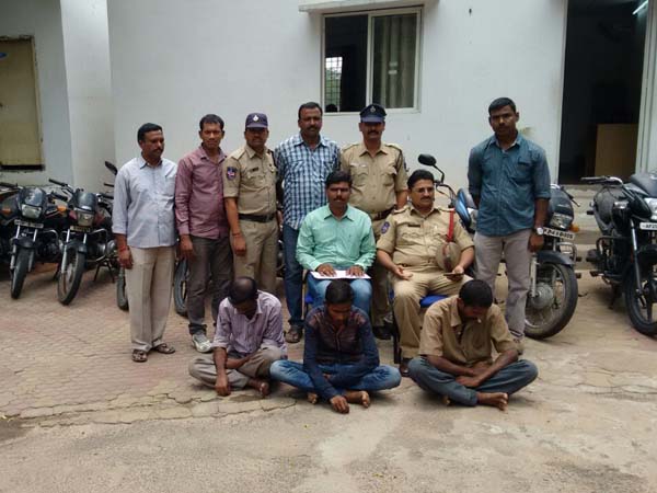 Bike Theft Gang Arrested By Uppal Police in Hyderabad Bike Theft Gang Arrested By Uppal Police in Hyderabad
