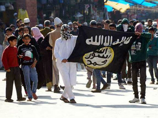 Iraq: ISIS executes 300 civil servants in Mosul Iraq: ISIS executes 300 civil servants in Mosul