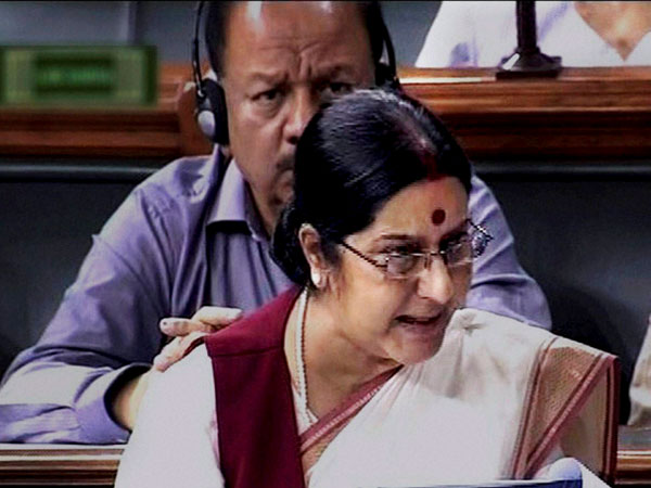 Sushma mocks Rahul, tells him to ask Sonia - 'Mumma, papa ne Quattrocchi ko kyun chhoda?' Sushma mocks Rahul, tells him to ask Sonia - 'Mumma, papa ne Quattrocchi ko kyun chhoda?'