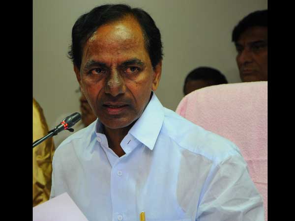 KCR's phone call to Rajamouli KCR's phone call to Rajamouli