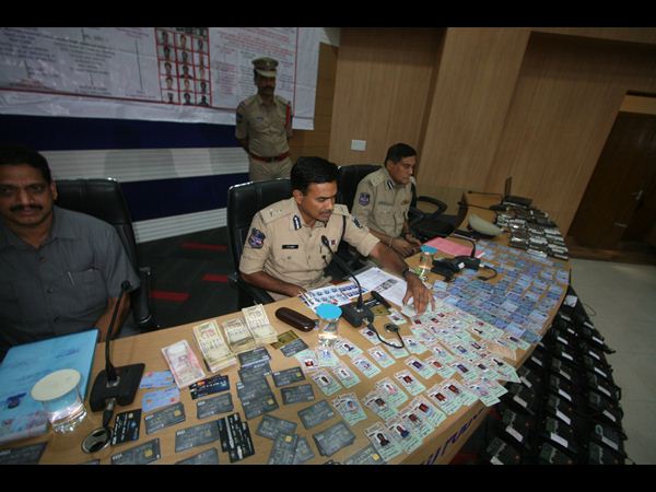 ఘరానా మోసగాడు