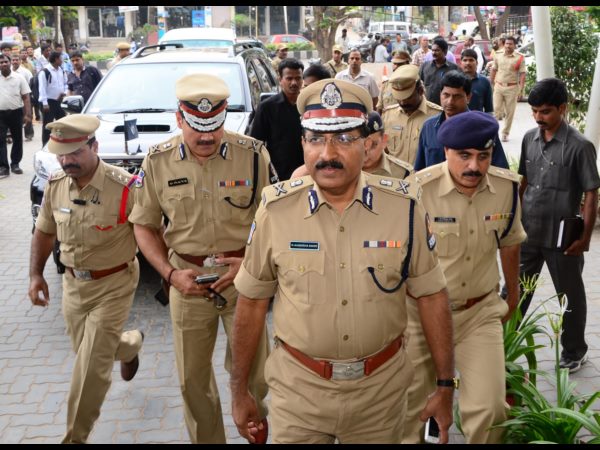 మహేందర్ రెడ్డి పరిశీలన..