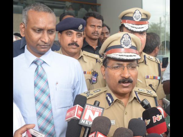 కోలుకుంటున్న కార్మికుడు