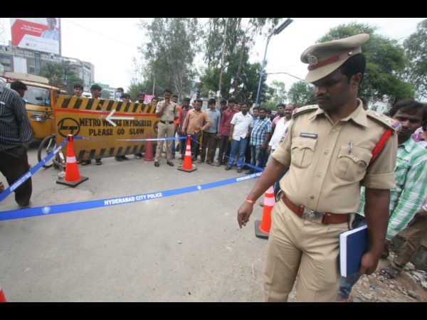 రంగంలోకి ఇలా..