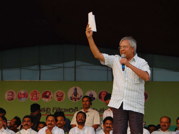 Congress leader wants Special Package Congress leader wants Special Package