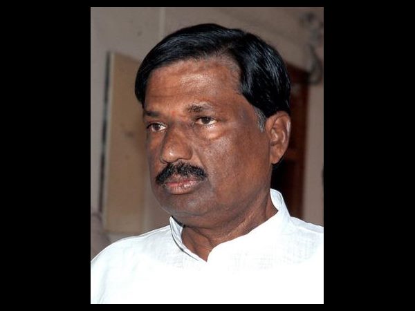 FIR against former MLA Harishwar Reddy over fake documents FIR against former MLA Harishwar Reddy over fake documents