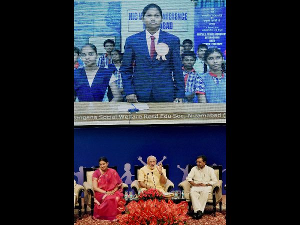 Lambada girl Malavath Poorna interacts with Modi Lambada girl Malavath Poorna interacts with Modi